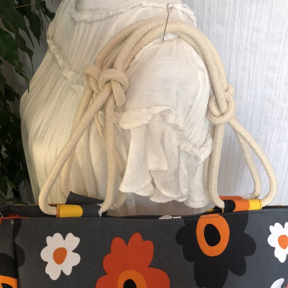 FARMHOUSE IS MY STYLE large canvas floral tote bag gray w/orange yellow NWOT - Picture 4 of 15
